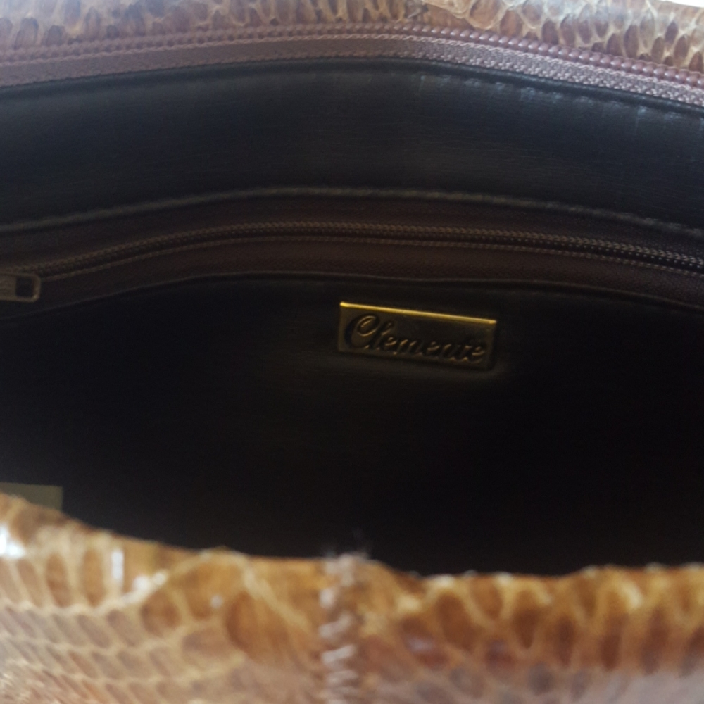 Purse - Picture 2 of 2